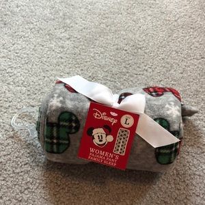 NWT Disney Women’s Fuzzy Pajama Pants